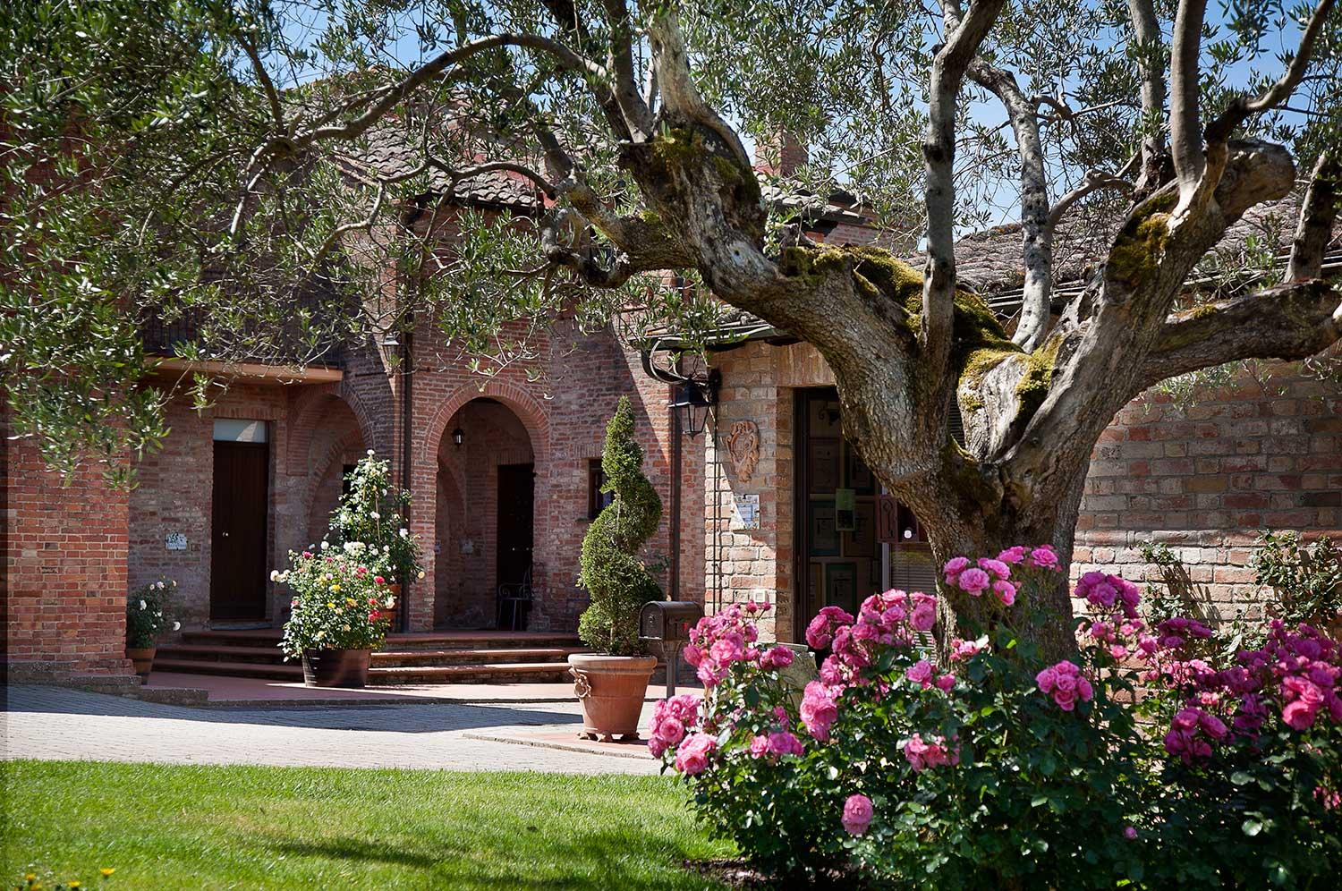 فندق Borgo Tre Rose Valiano المظهر الخارجي الصورة
