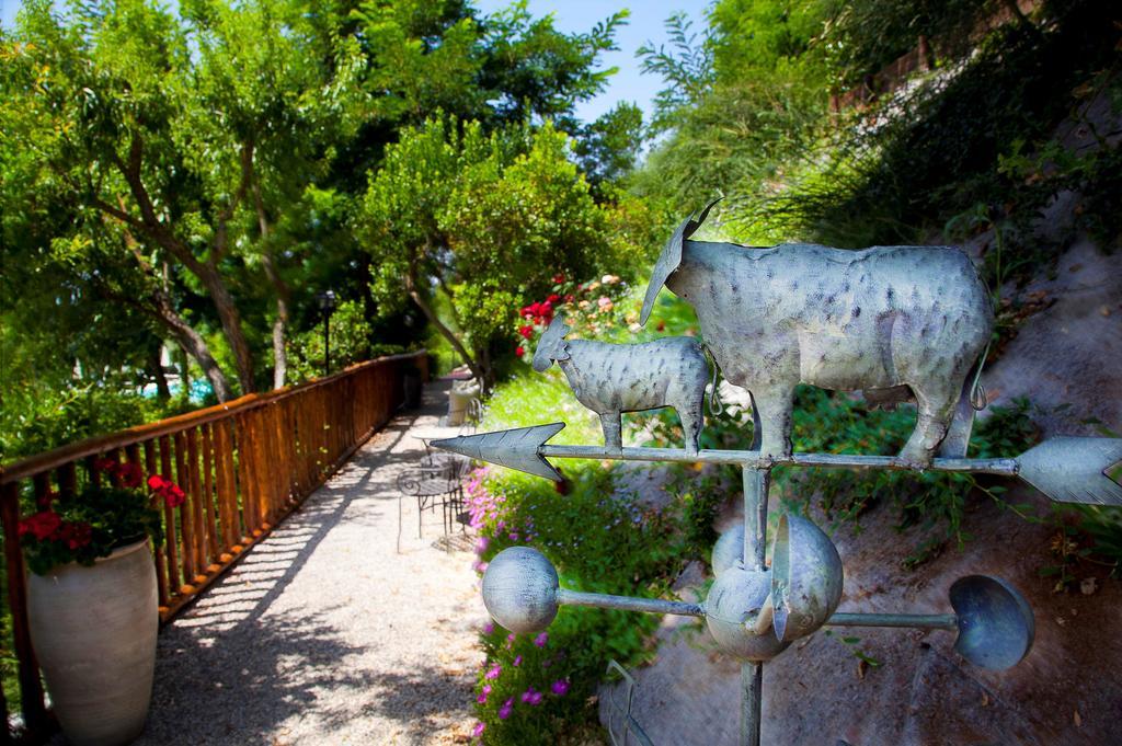 فندق Borgo Tre Rose Valiano المظهر الخارجي الصورة